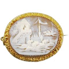 Antique Sardonyx Cameo of French Flat Racing Scene, in Gold Foliate Setting