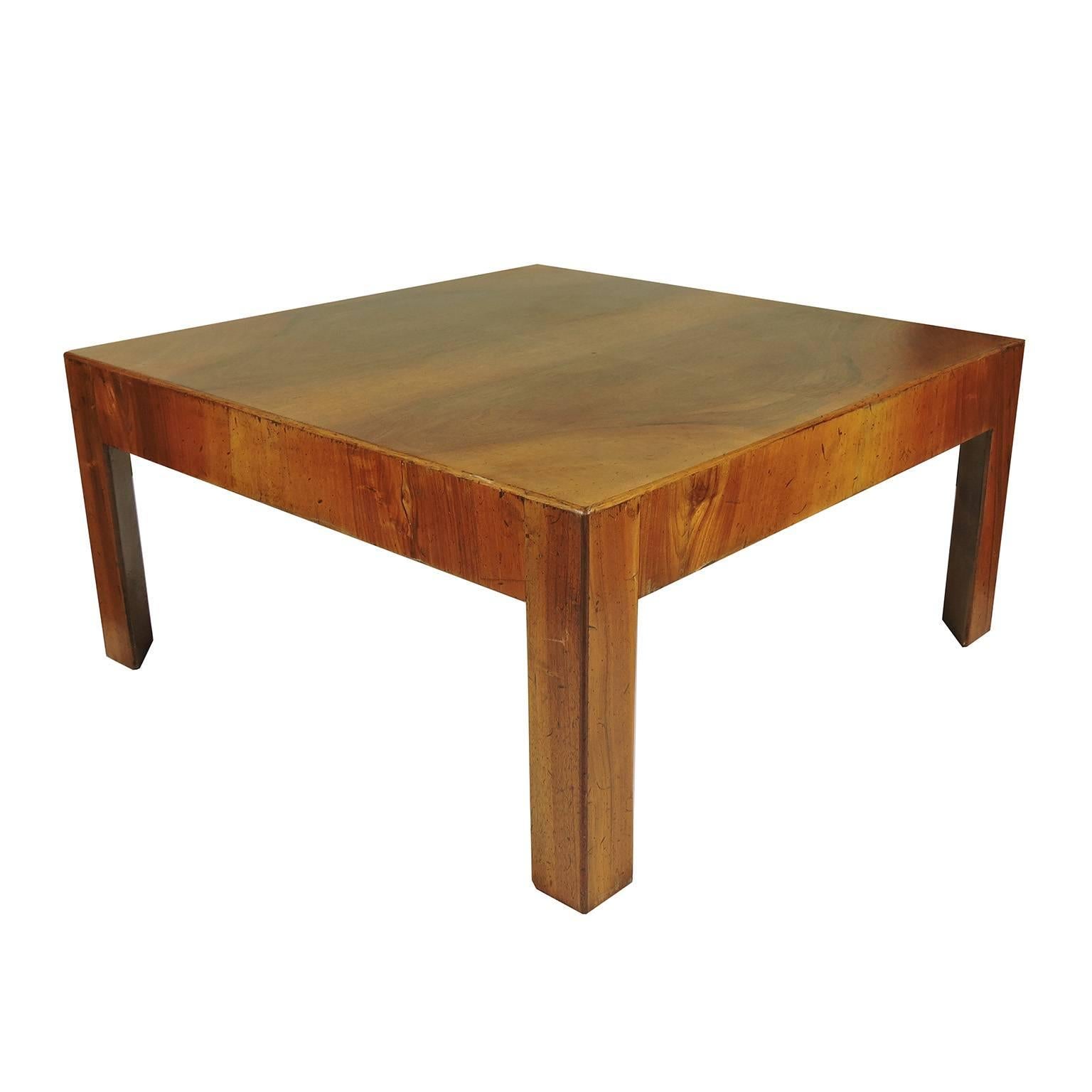 Mid-Century Modern Italian Olivewood Square Cocktail Table For Sale