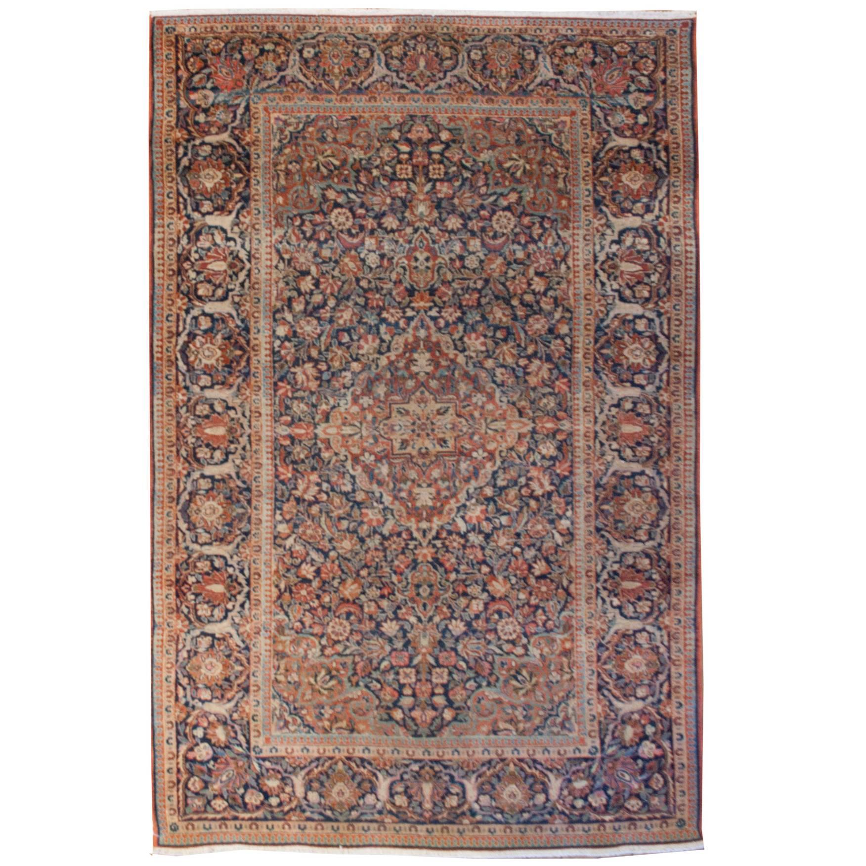 Tabriz-Teppich aus dem 19. Jahrhundert im Angebot