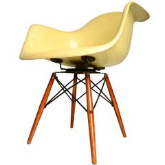 First Production Charles Eames Swivel Dowel 7