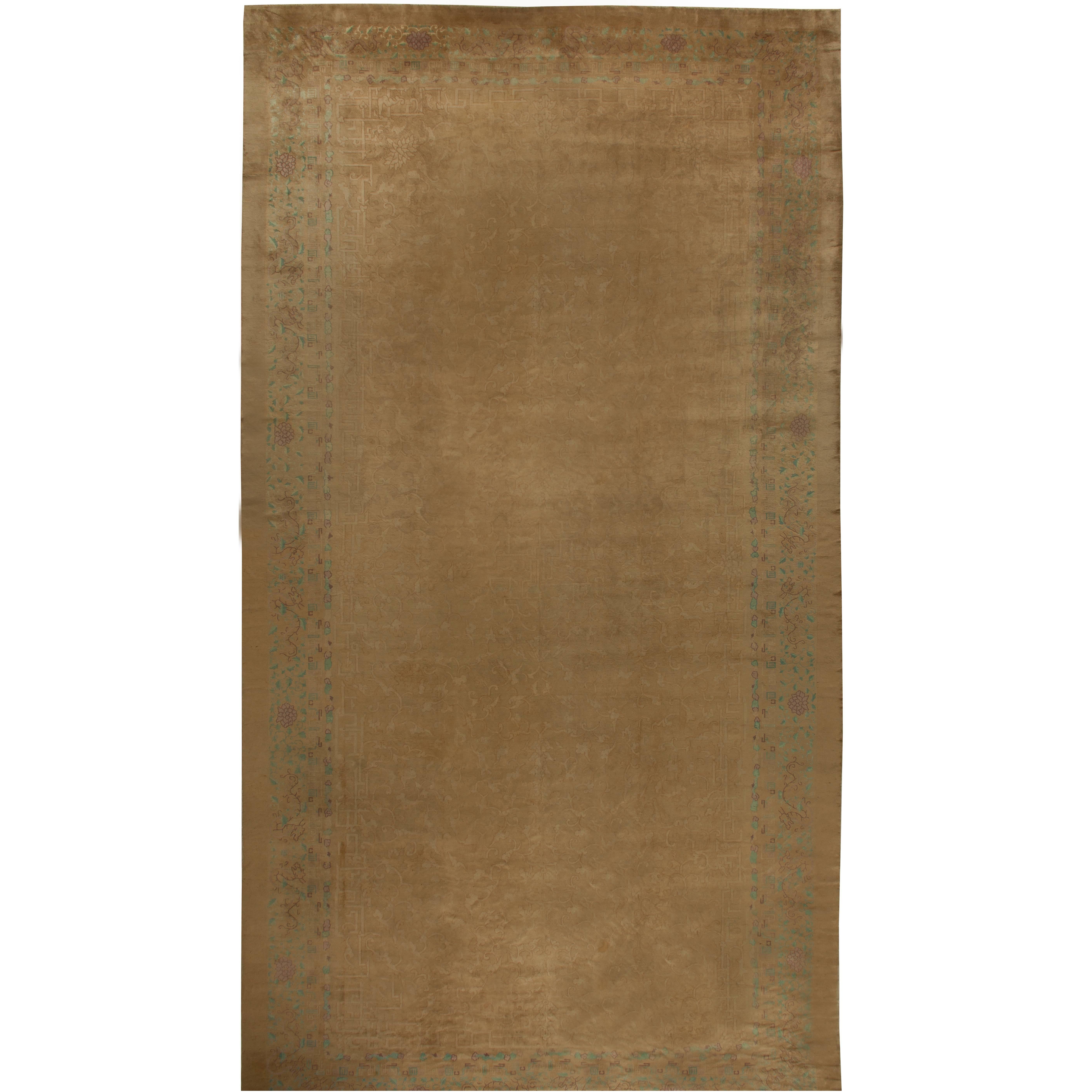 Tapis chinois vintage ajusté