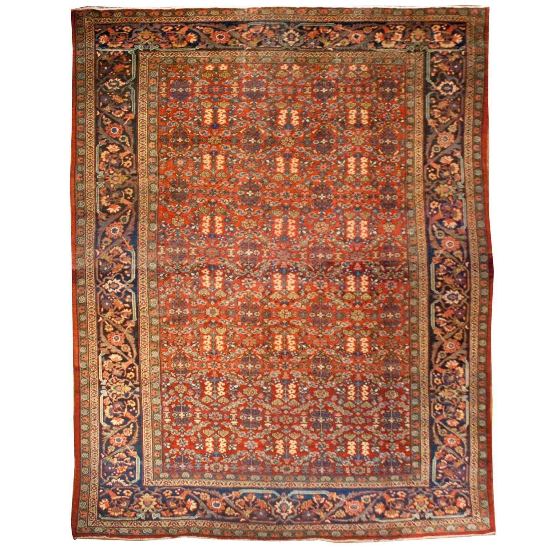 Early 20th Century Mahal Rug For Sale