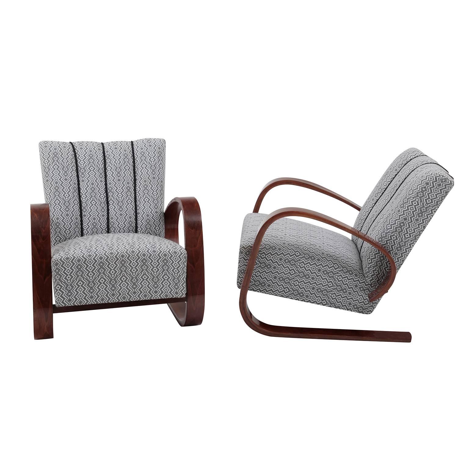 Pair of Armchairs by Miroslav Navrátil, Czech Republic, 1950s