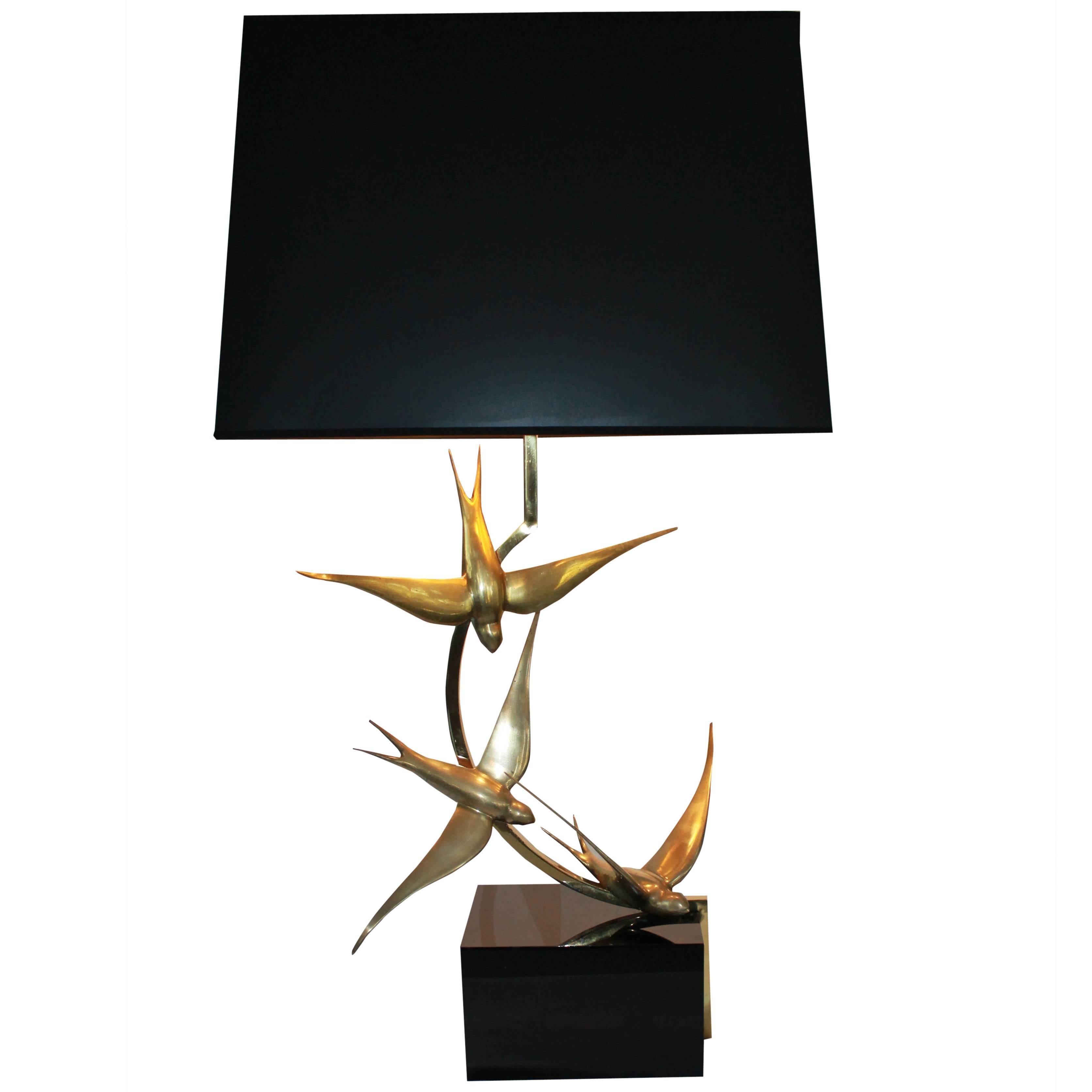 Unusual, Italian Brass Table Lamp with Sculpted Bird Forms For Sale