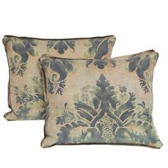 Pair of Rectangular Glicine Pattern Fortuny Fabric Cushions