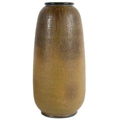 Vase in Stoneware by Wallakra