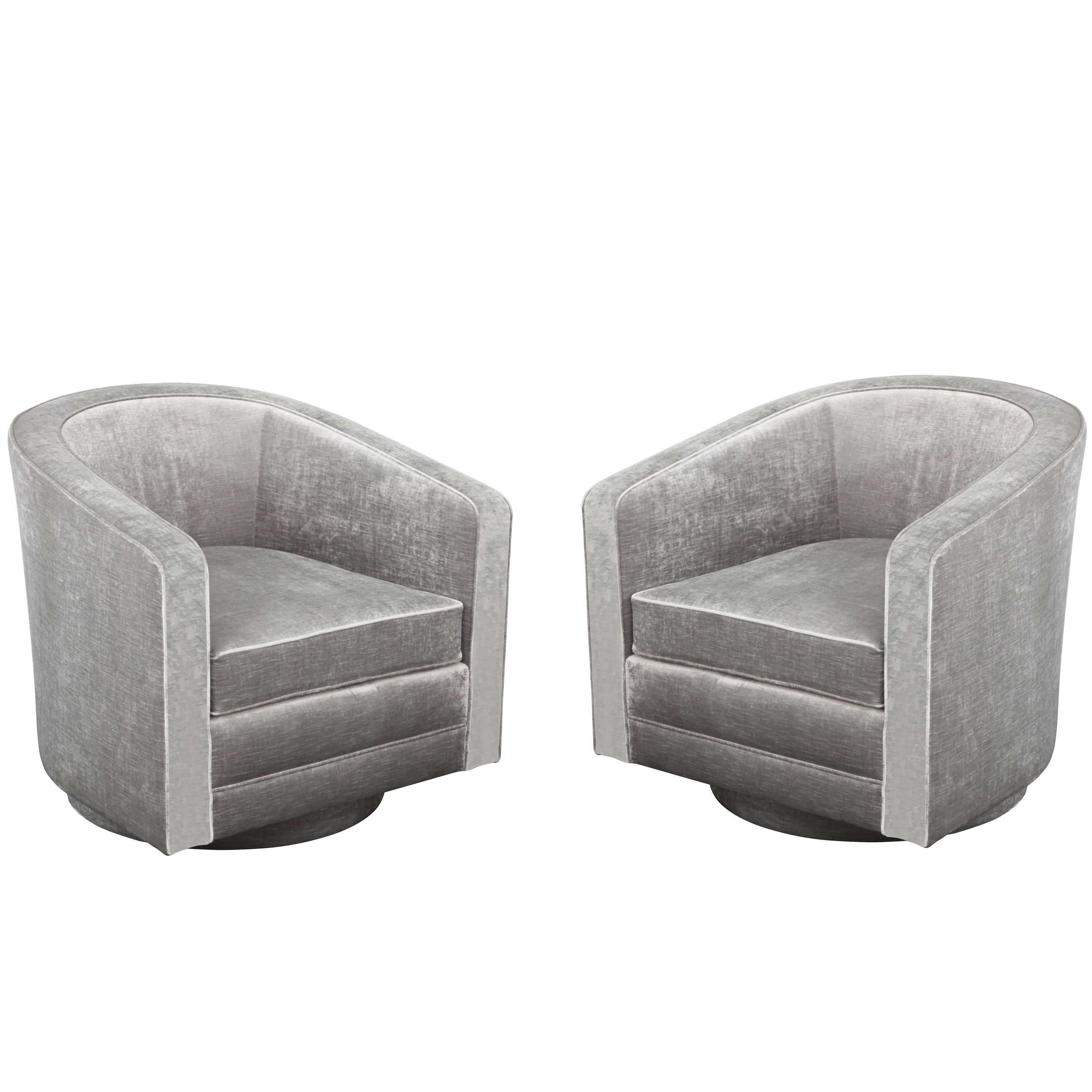 Sedia girevole "Sutton Lounge Chair" di Lobel Originals realizzata su ordinazione in vendita