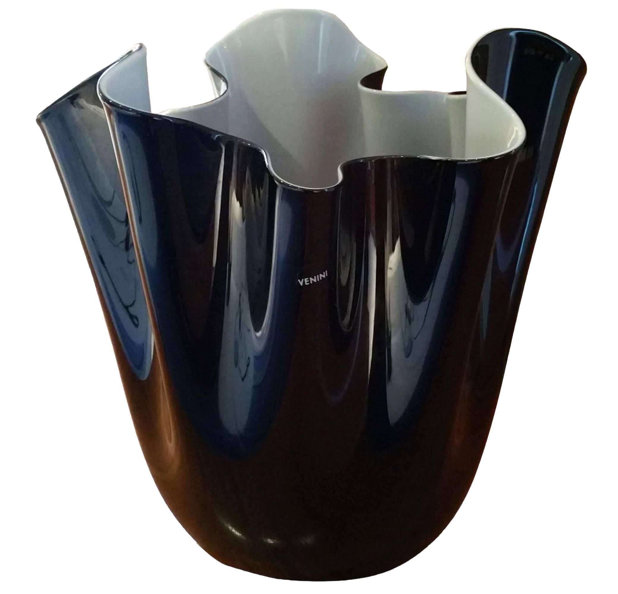 Venini Fazzoletto Vase, Design Fulvio Bianconi, Murano Glass