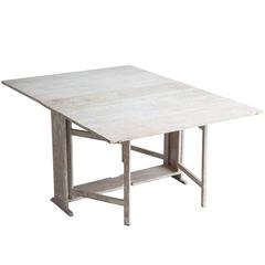 Swedish Drop-Leaf Table with Original Painted Surface, circa 1820 6