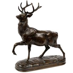 Cerf, la Jambe Levee Sculpture