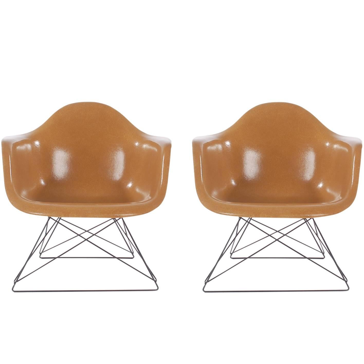 Mid-Century Modern Eames for Herman Miller 'LAR' Lounge Chairs