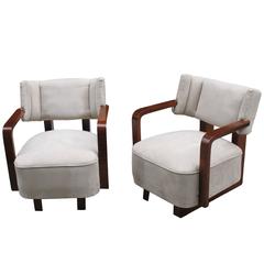 Pair of Highly Comfortable Mid-Century Modern Armchairs or Club Chairs