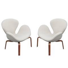 Pair of "Swan Chairs" with Laminated Teak Legs by Arne Jacobsen