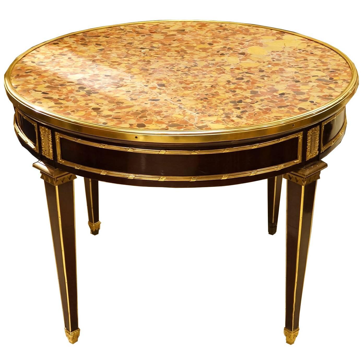 Table centrale ronde française de style Louis XVI à plateau en marbre en vente