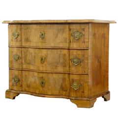 Fine Quality 18th Century Swedish Walnut Chest of Drawers Commode