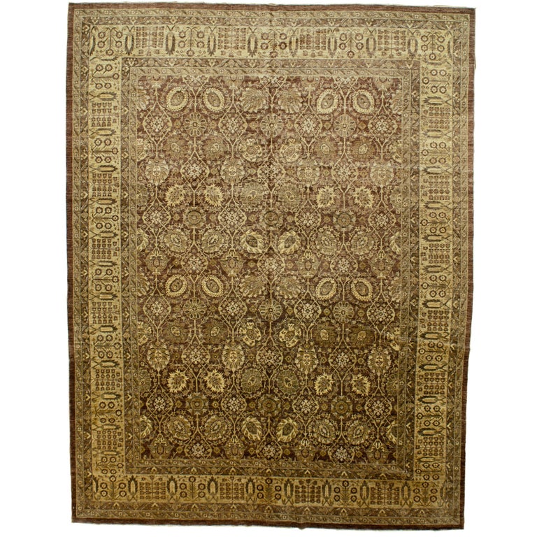 Modern Pakistani Rug For Sale at 1stDibs