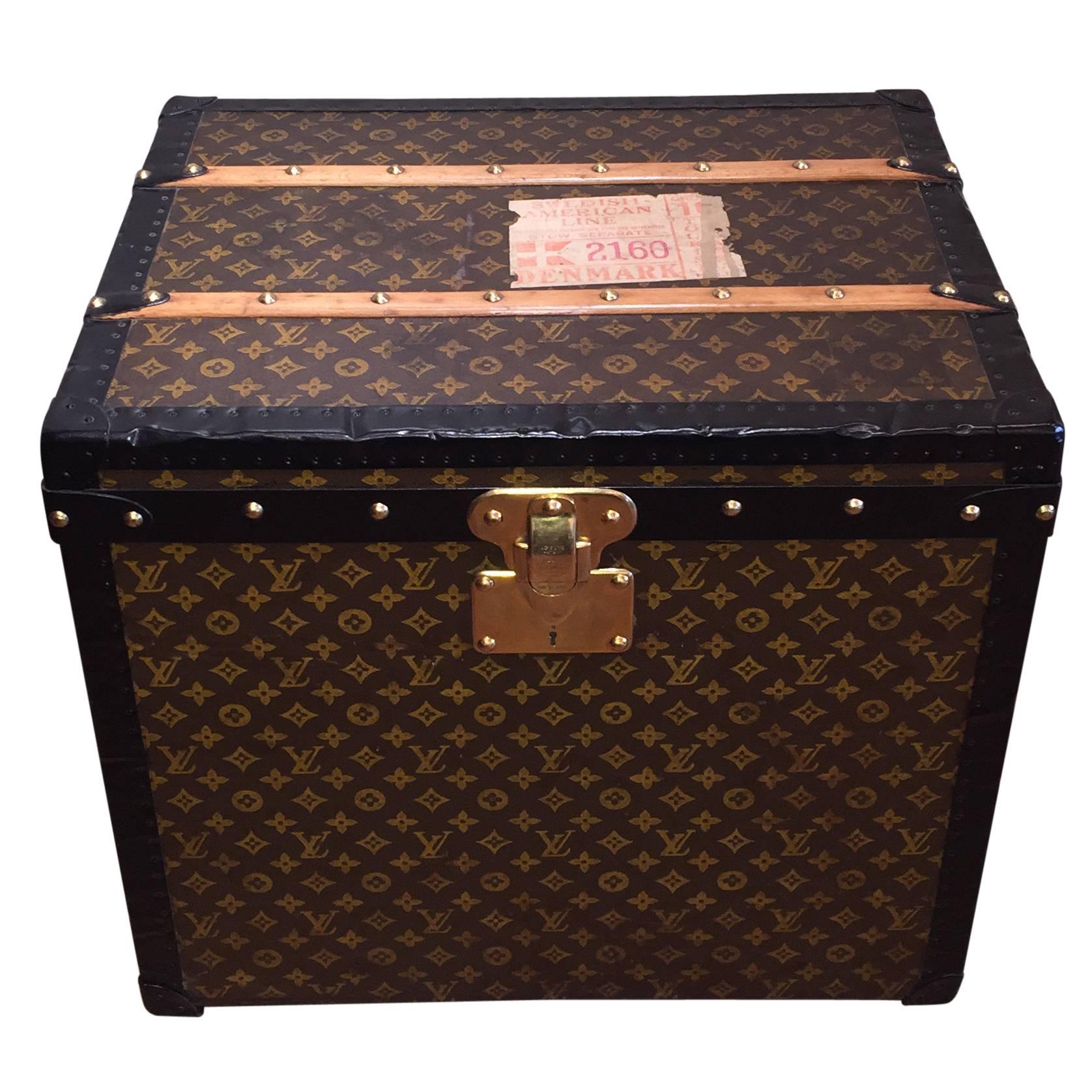 1910 Louis Vuitton Hat Box