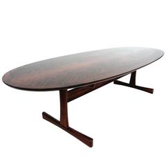 Mid-Century Oval Rosewood Coffee Table in the Style of Brode Blindheim