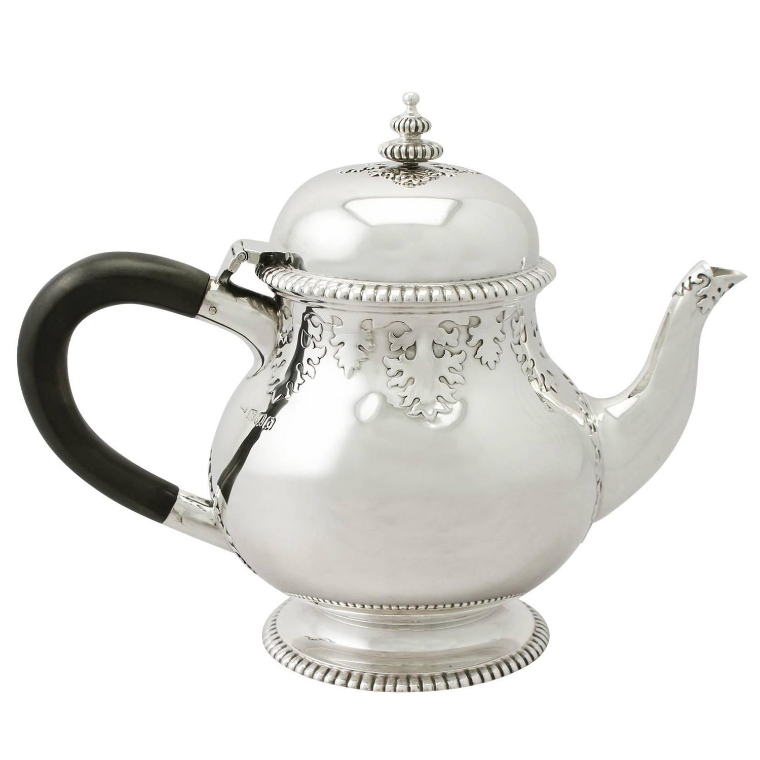 Sterling Silver Teapot, Antique V For Sale at 1stdibs