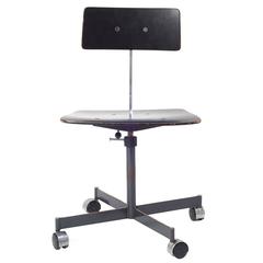 Kevi Armless Fully Adjustable Desk Chair 2
