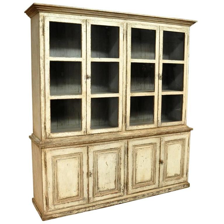 Early 19th Century Bookcase in Solid Painted Wood from Portugal For 