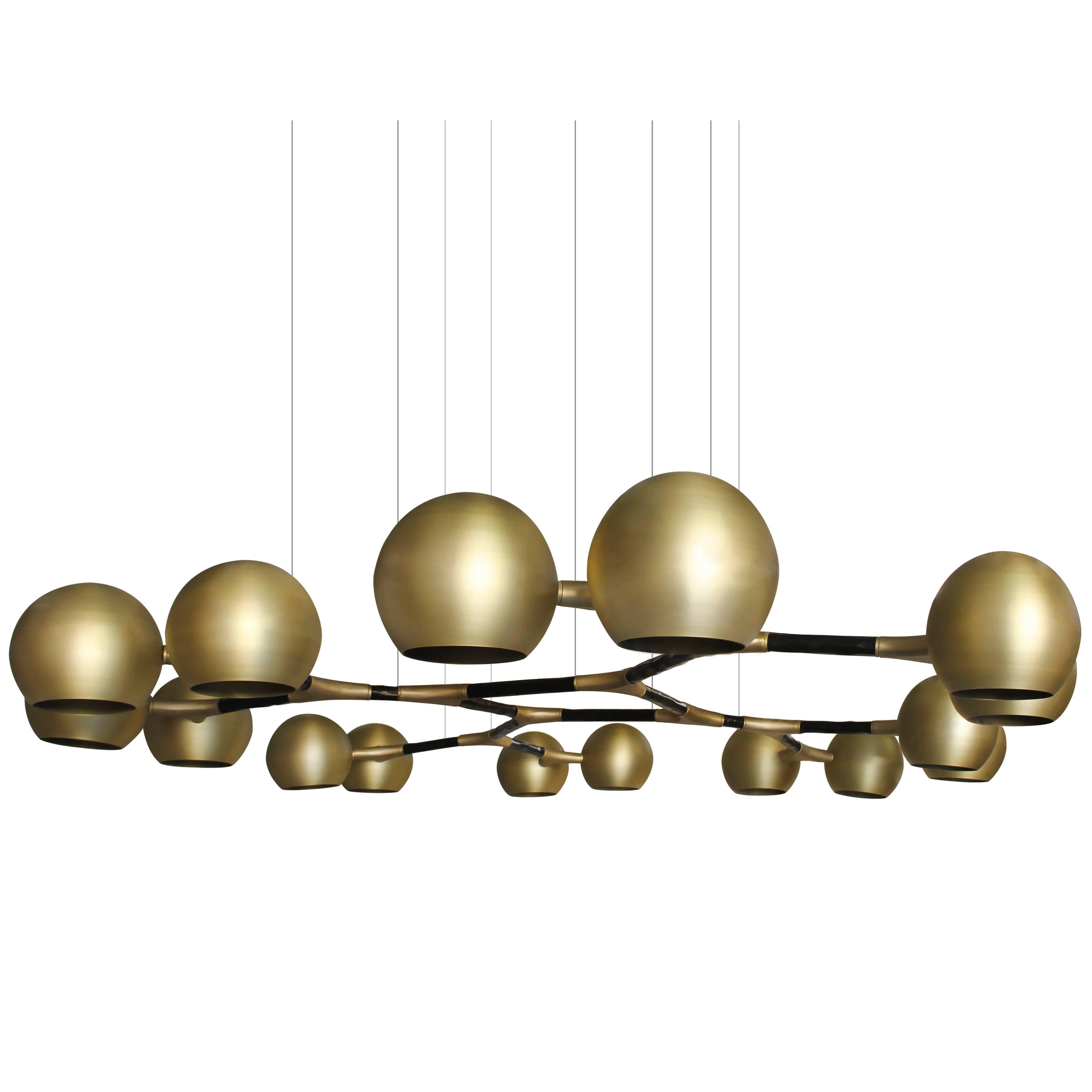 Huge European Modern Brass and Lacquered Horus Chandelier by Brabbu For Sale