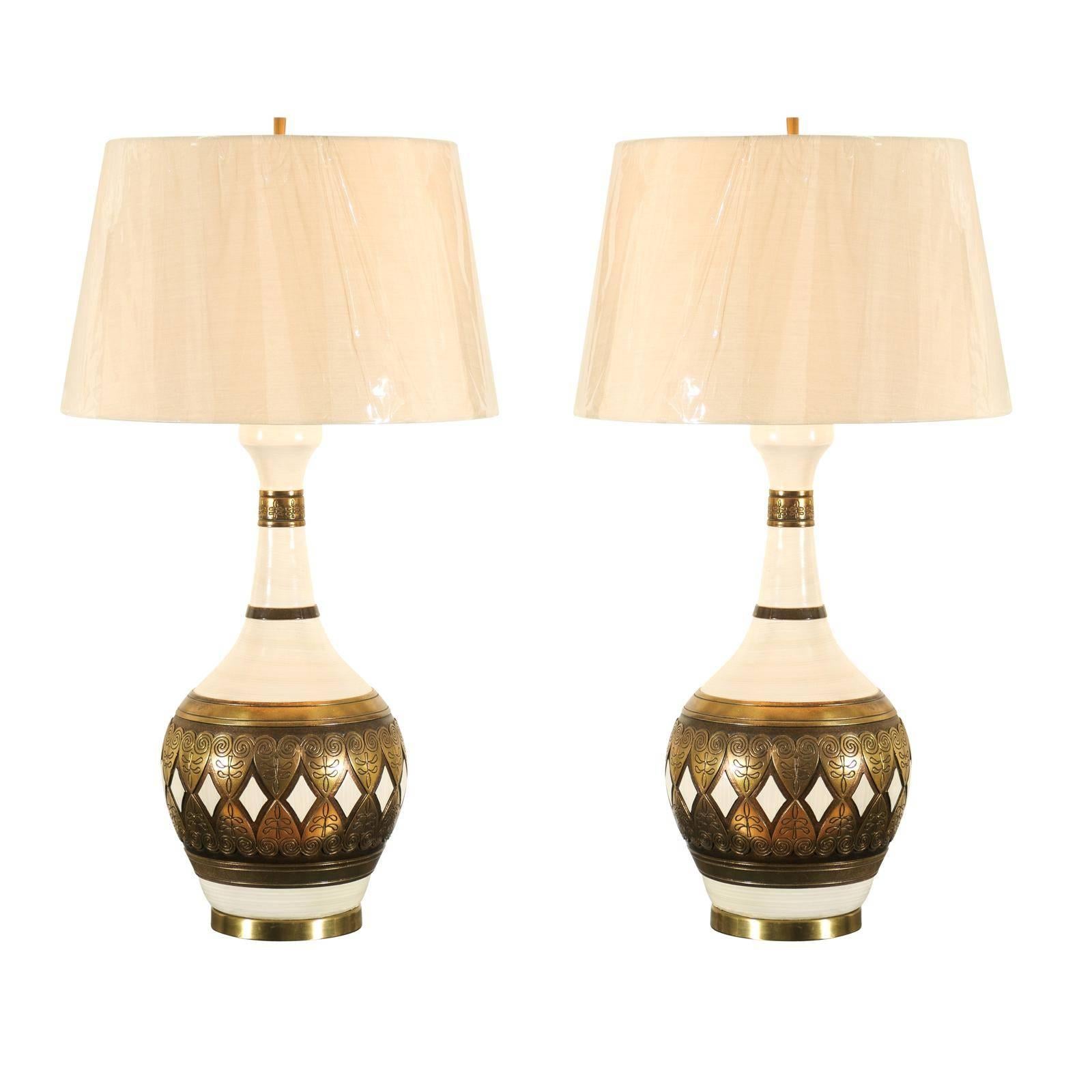 Dazzling Restored Pair of Vintage Lamps by Fortune Lamp Company