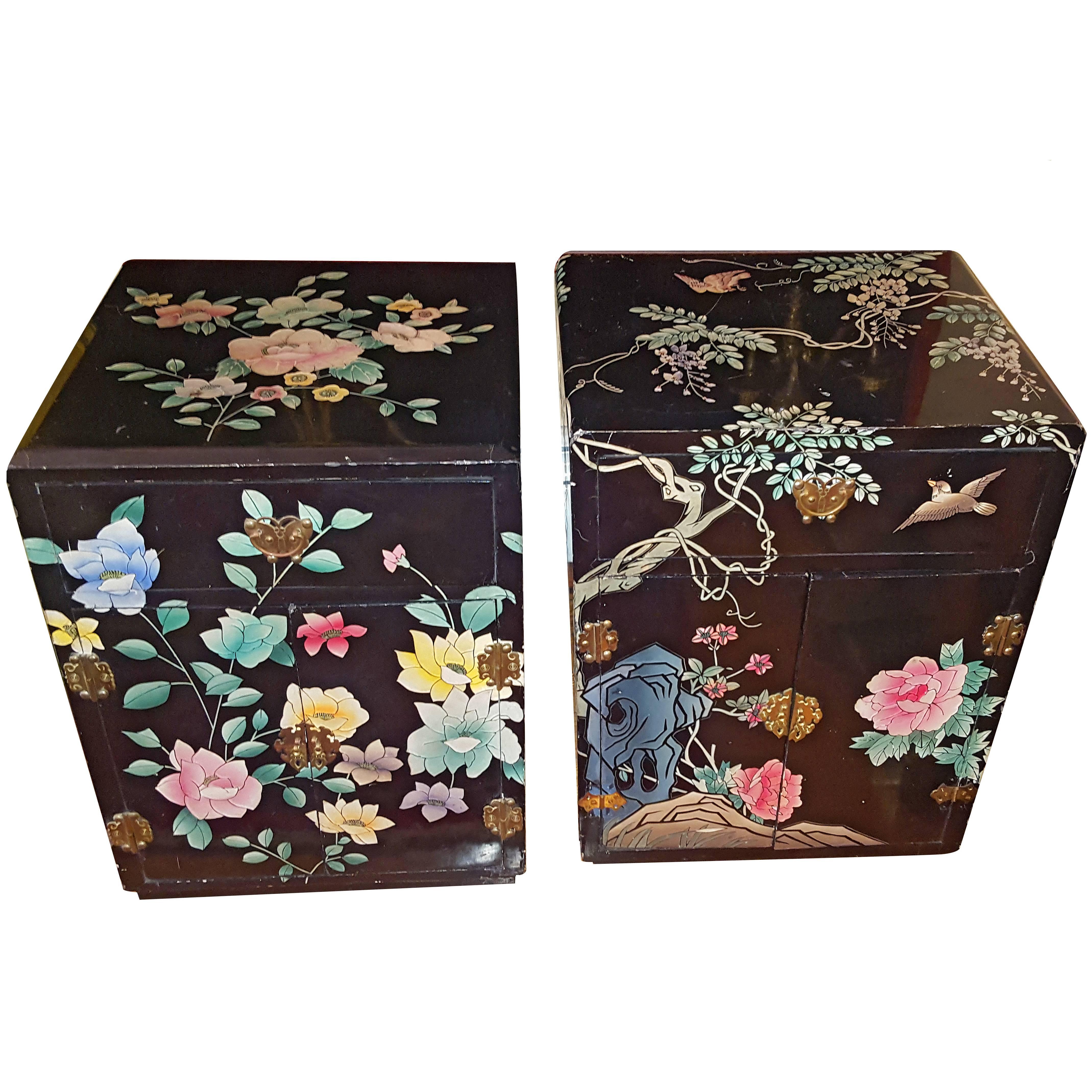 Pair of Nightstands with Floral Decoration For Sale