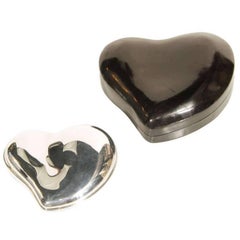 Elsa Peretti, Tiffany & Co. Boîtes en forme de cœur en cuir et en argent sterling