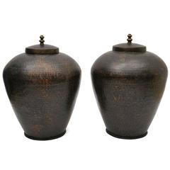 Retro Large Pair of Hammered Copper Urns with Lids, Spain, circa 1960