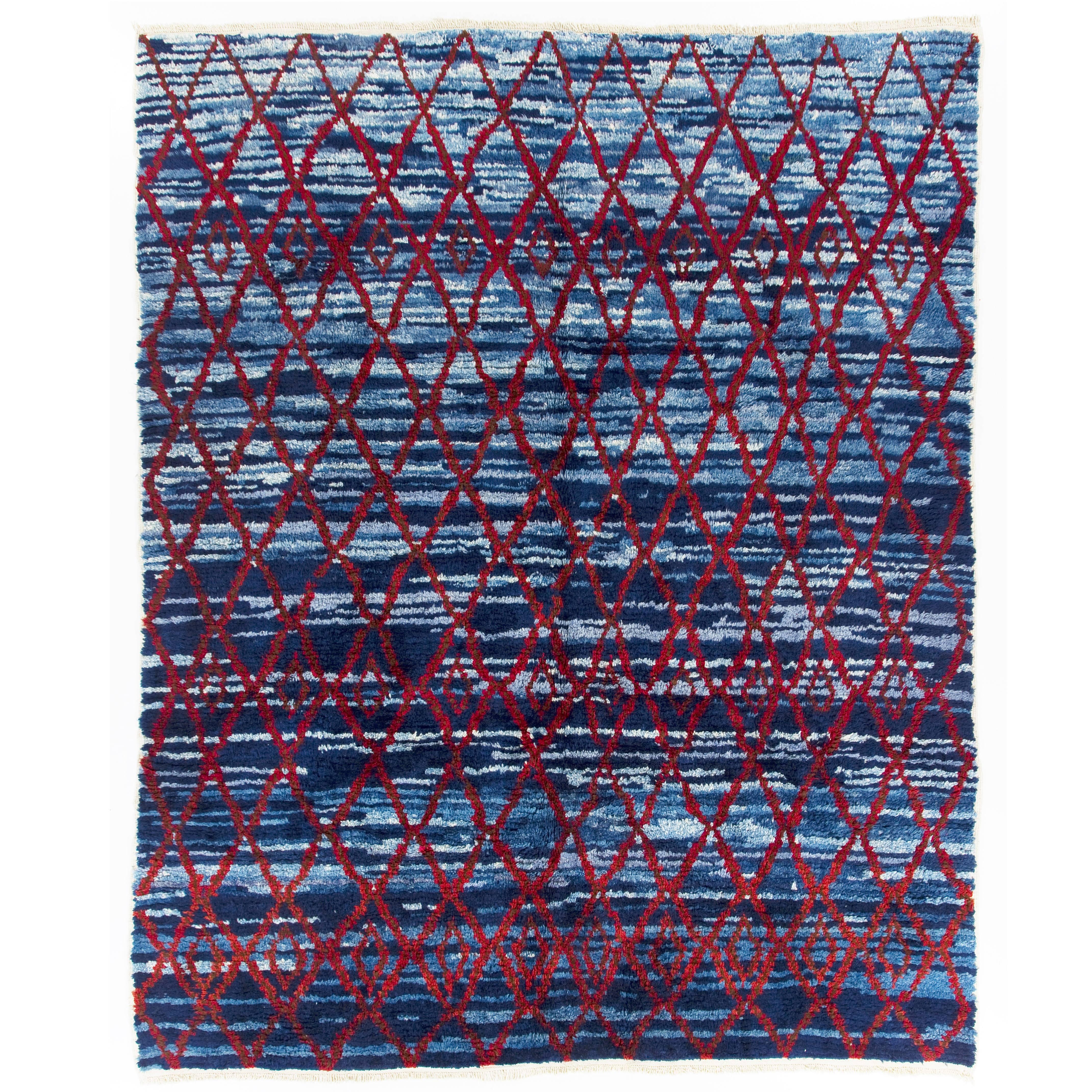 Tapis marocain moderne fait à la main en bleu et rouge. 100 % laine Options sur-mesure disponibles