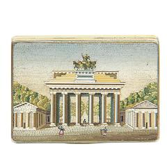 "Brandenburg Gate, " Tortoise Shell, Gold Snuff Box and Micromosaic, 18th Century