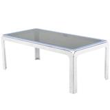 Table basse rectangulaire en chrome et plateau en verre fumé