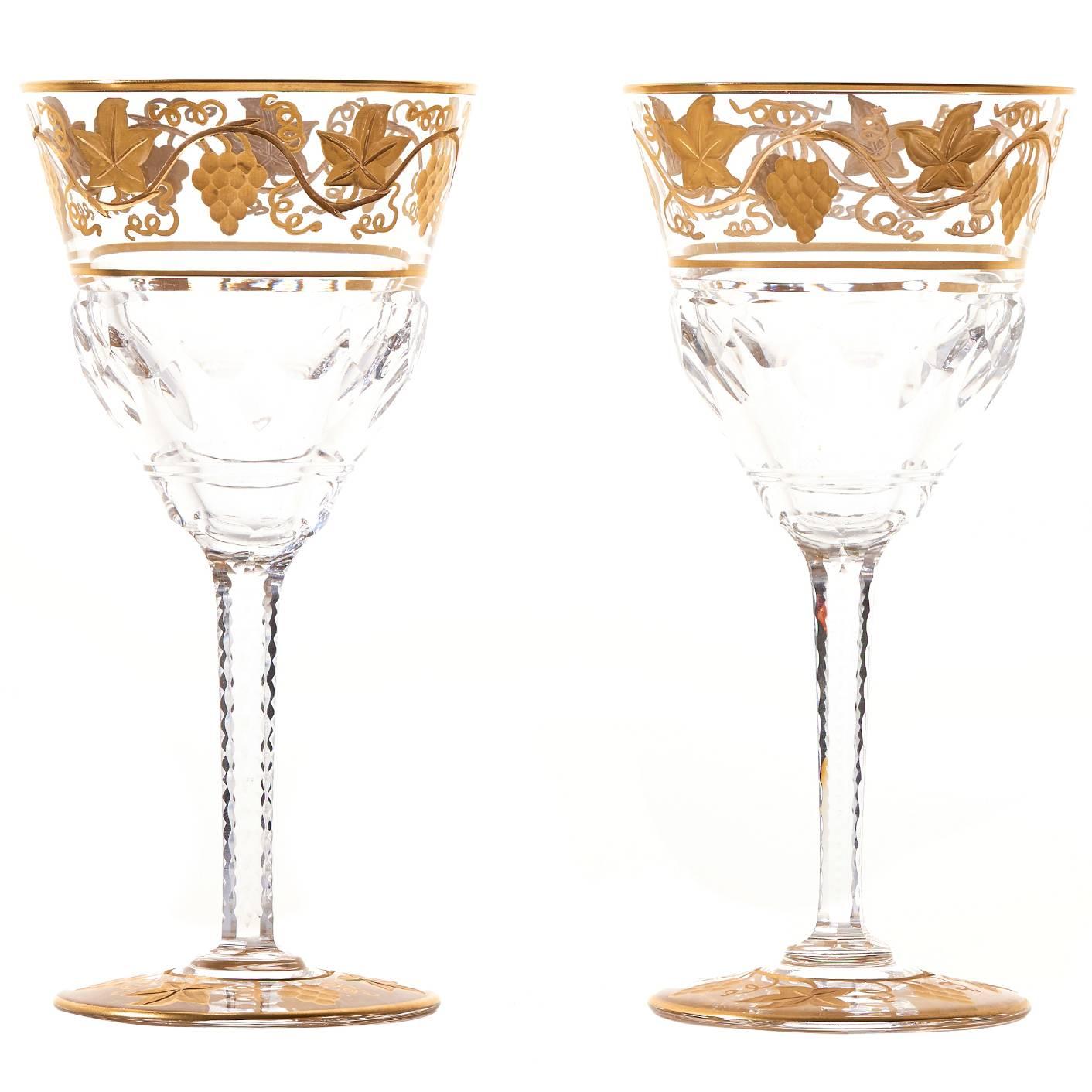 12 Val St. Lambert "Pampre D'or" Wine Glasses