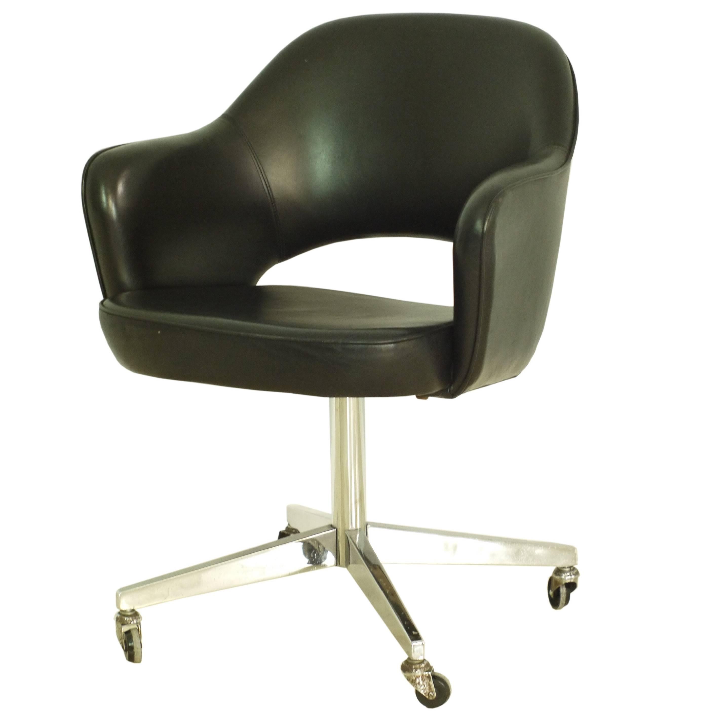 Knoll Office Armchair by Eero Saarinen For Sale
