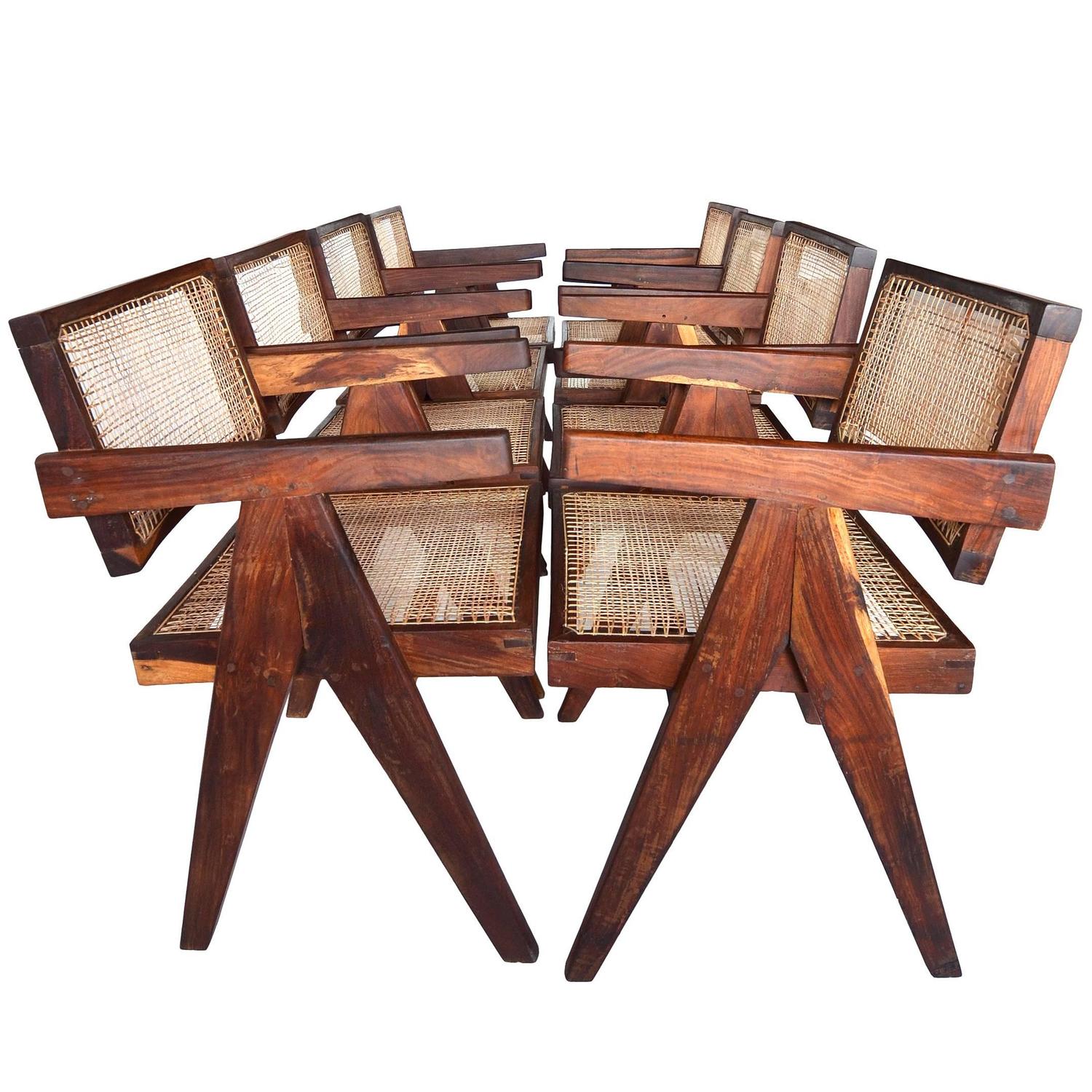 Pierre jeanneret furniture: chairs, sofas, tables & more 106 for ... Banquette Curved disegno