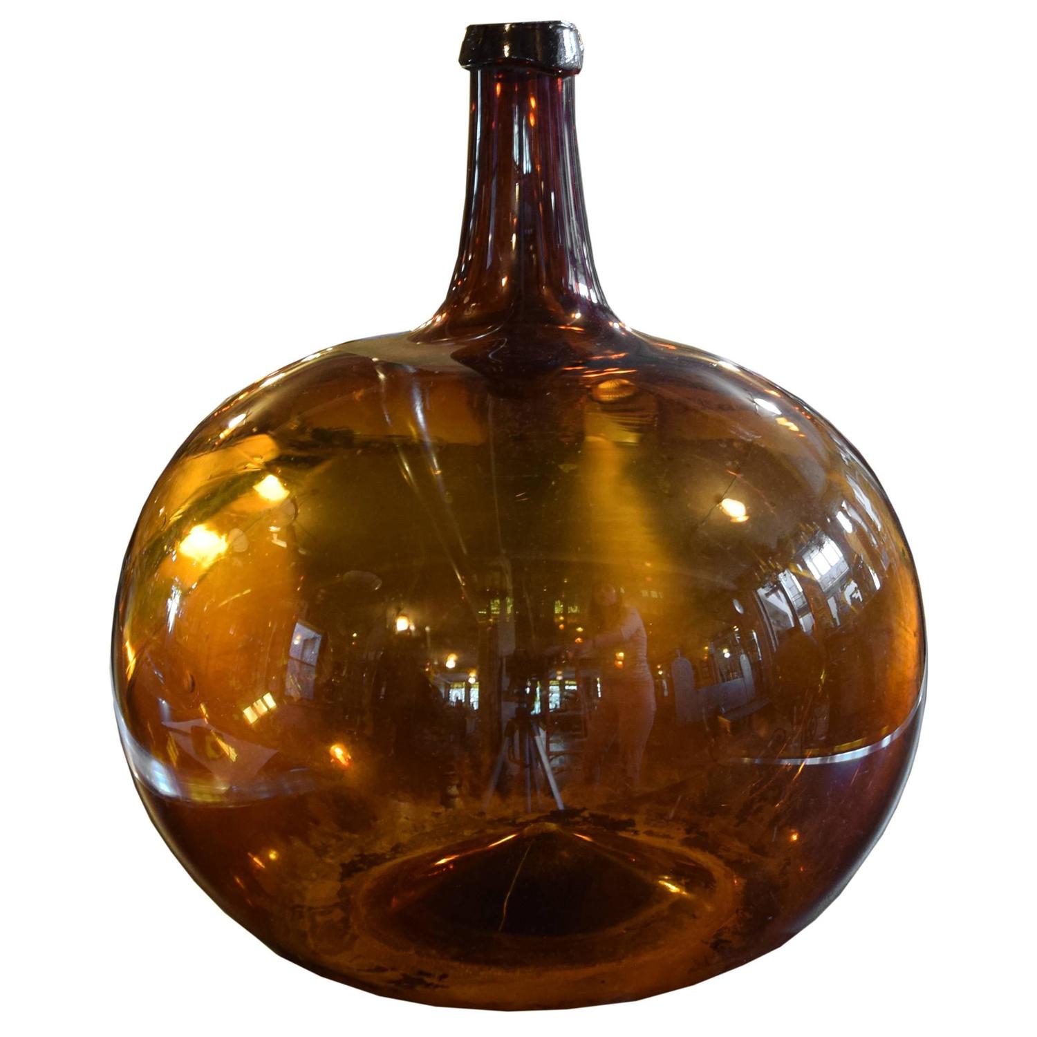 French Handblown Wine Vessel For Sale at 1stdibs