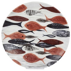 Großer Keramikteller mit Fischmotiv:: signiert Reyes