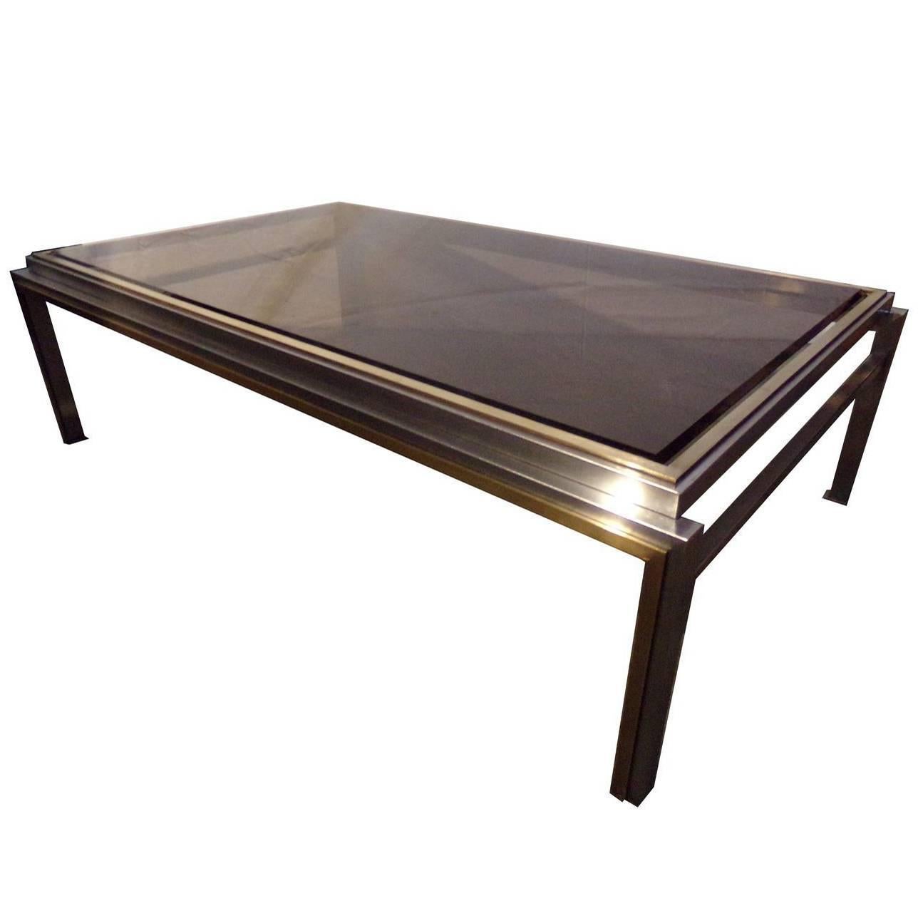 Large Willy Rizzo Coffee Table, Chrome and Gilded Metal, Smoked Glass, 1970s im Angebot