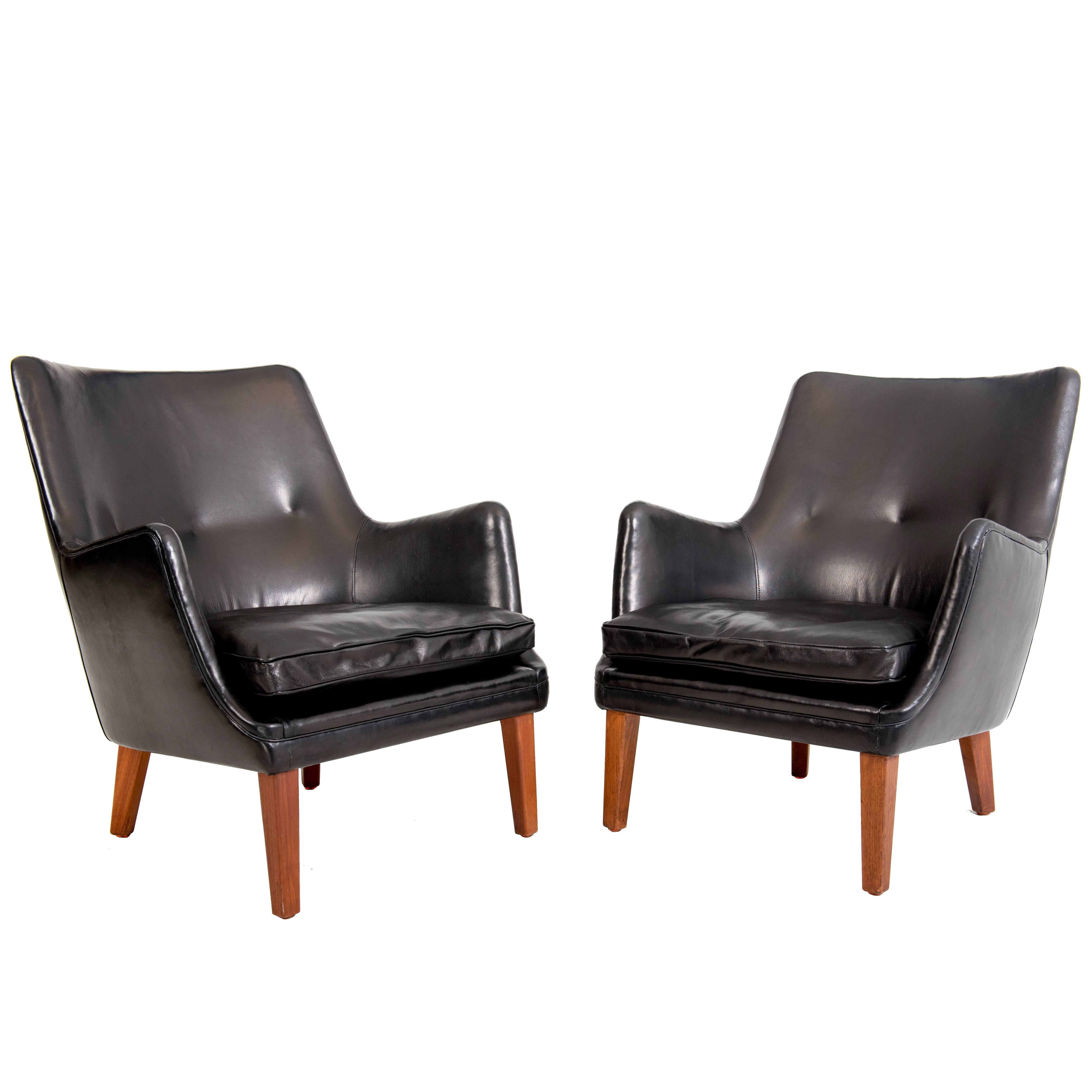 Arne Vodder Pair of Easy Chairs For Sale