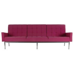 Florence Knoll für Knoll Modernes Sofa aus der Mitte des Jahrhunderts in Fuchsia