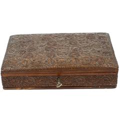 Old Casket for an Important Jewelry Parure 3