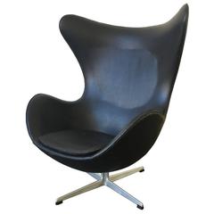 Erstausgabe Arne Jacobsen Egg Chair in gutem Originalzustand