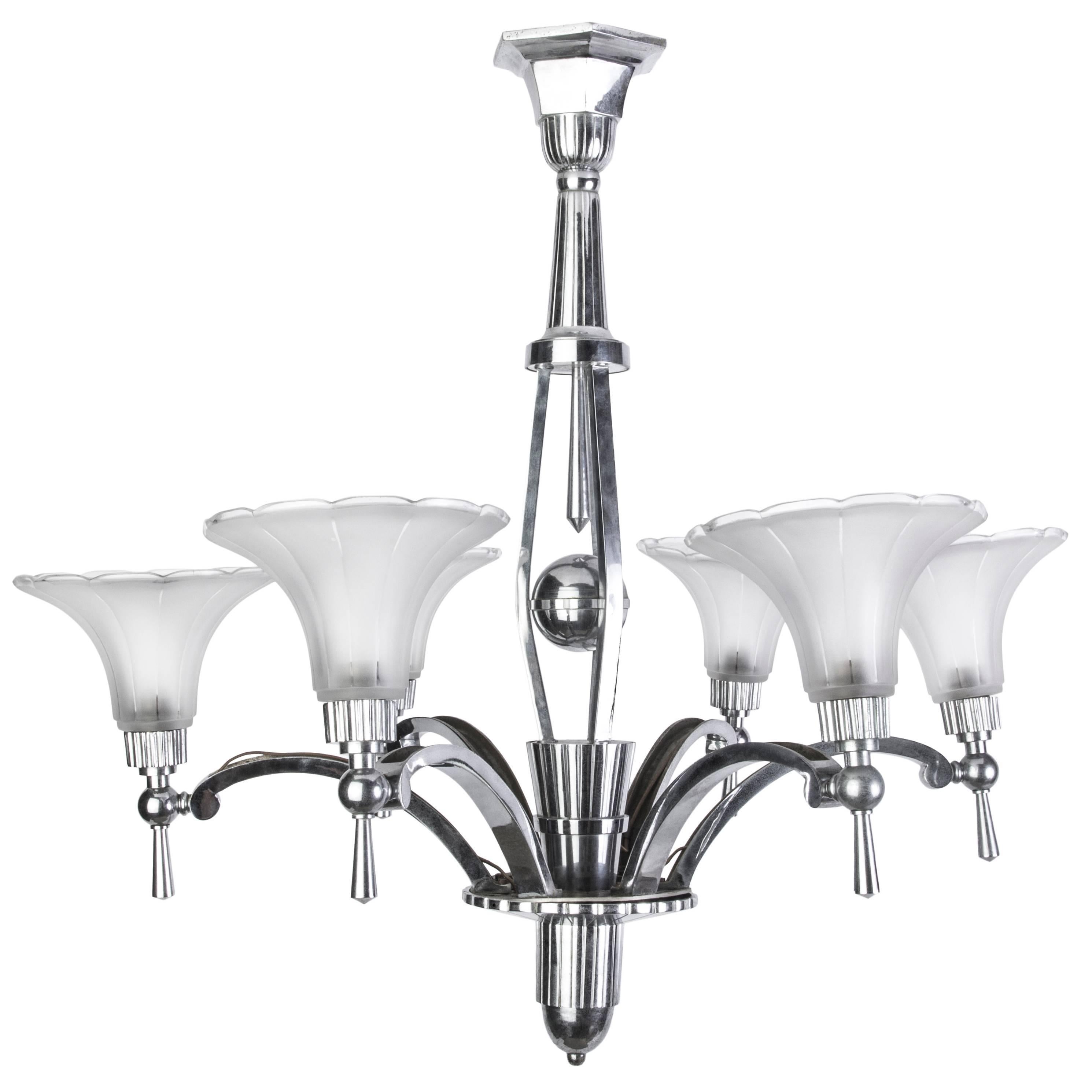 Elegant French Art Deco Chandelier by Petitot For Sale