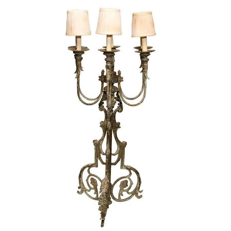 Torchère française classique à six lumières en vente
