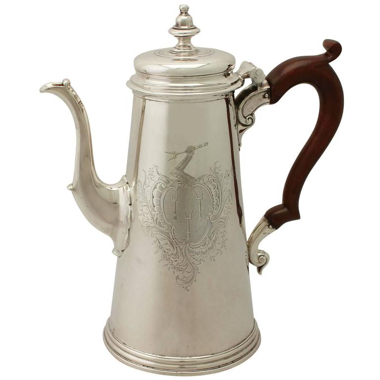 Antique 1730s II Sterling Silver Coffee Pot For Sale at 1stdibs