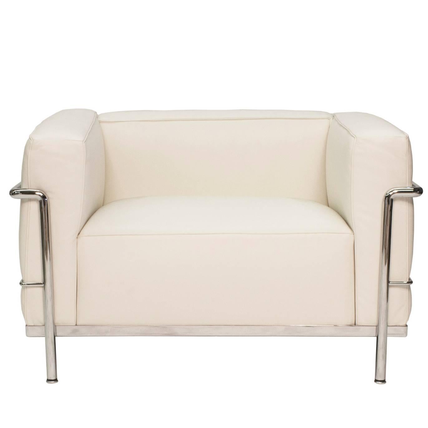 White LC3 Armchair by Le Corbusier for Cassina, Italy Modern For Sale