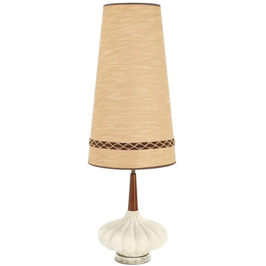 Danish Modern Cone Shape Shade Table Lamp For Sale