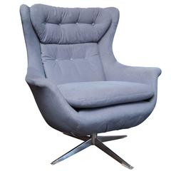 Mid-Century Danish Modern Swivel Lounge Chair