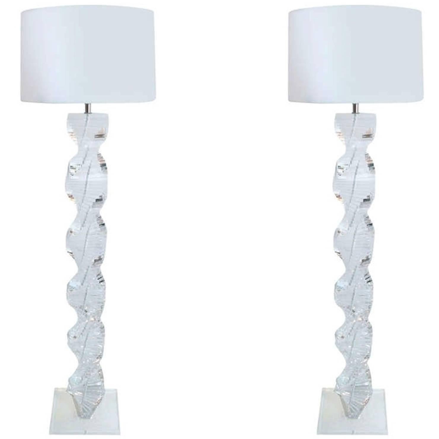 Pair of 1970s "Spiral" Floor Lamps in Lucite